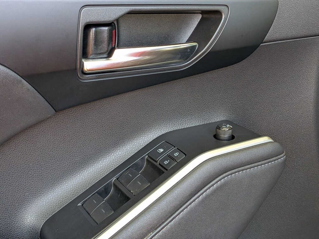 Used 2020 Toyota Highlander XLE SUV