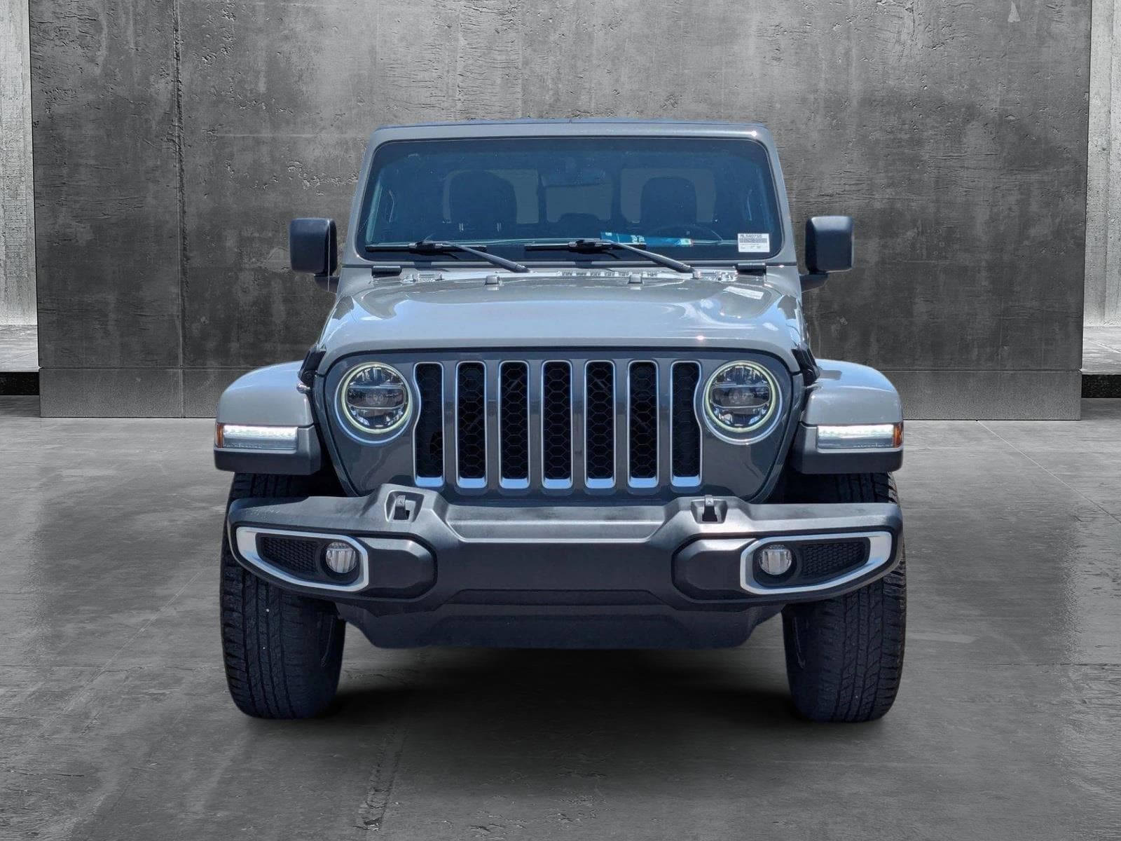 Used 2021 Jeep Gladiator Overland with VIN 1C6HJTFG9ML540755 for sale in Pinellas Park, FL