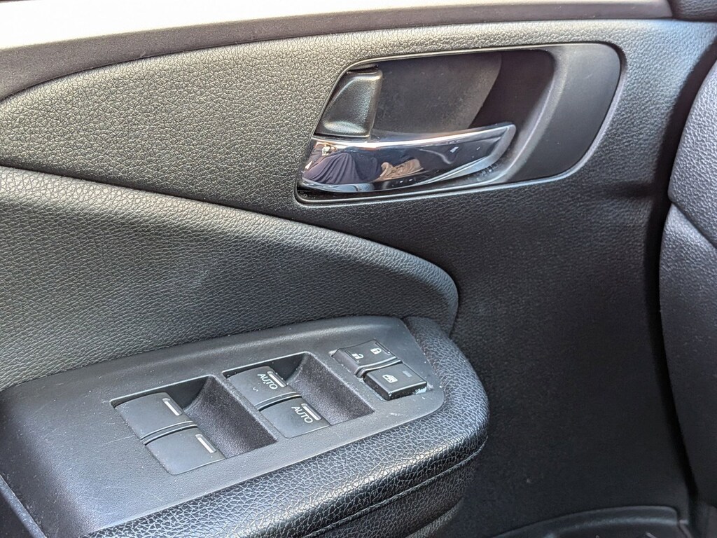 Used 2016 Honda Pilot EX-L FWD SUV