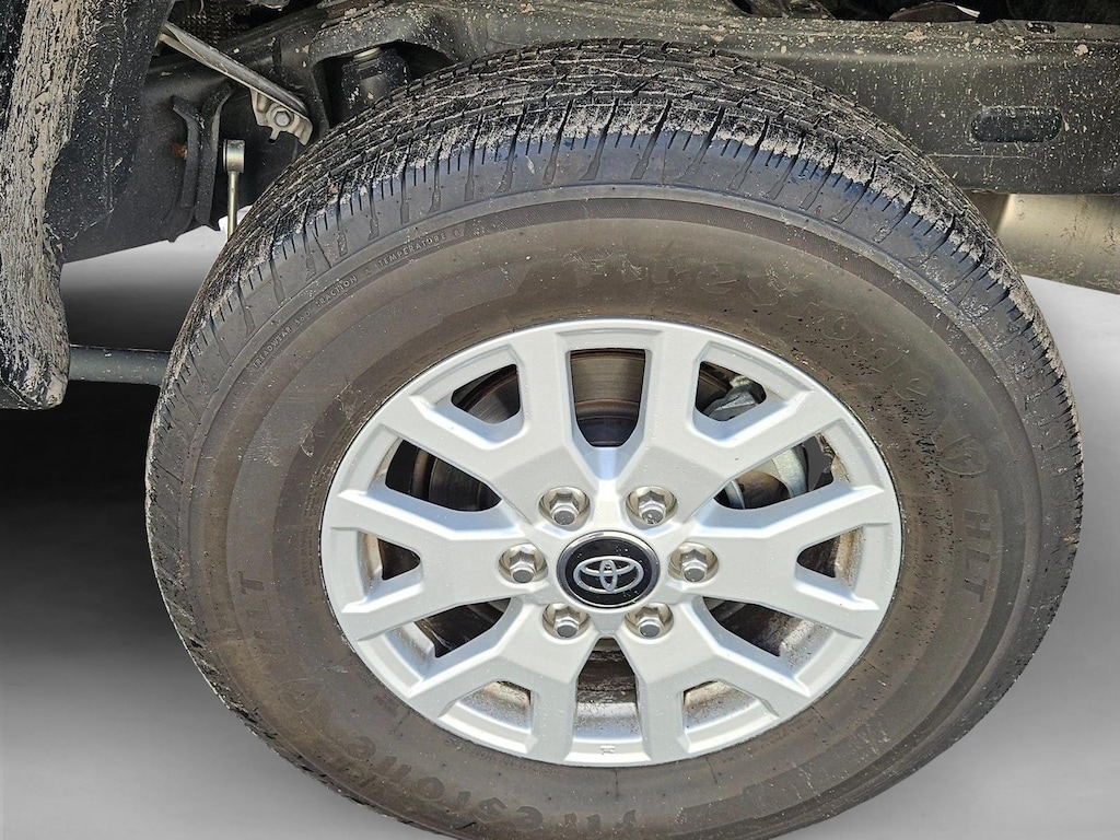 Used 2024 Toyota Tacoma SR5 Truck Double Cab