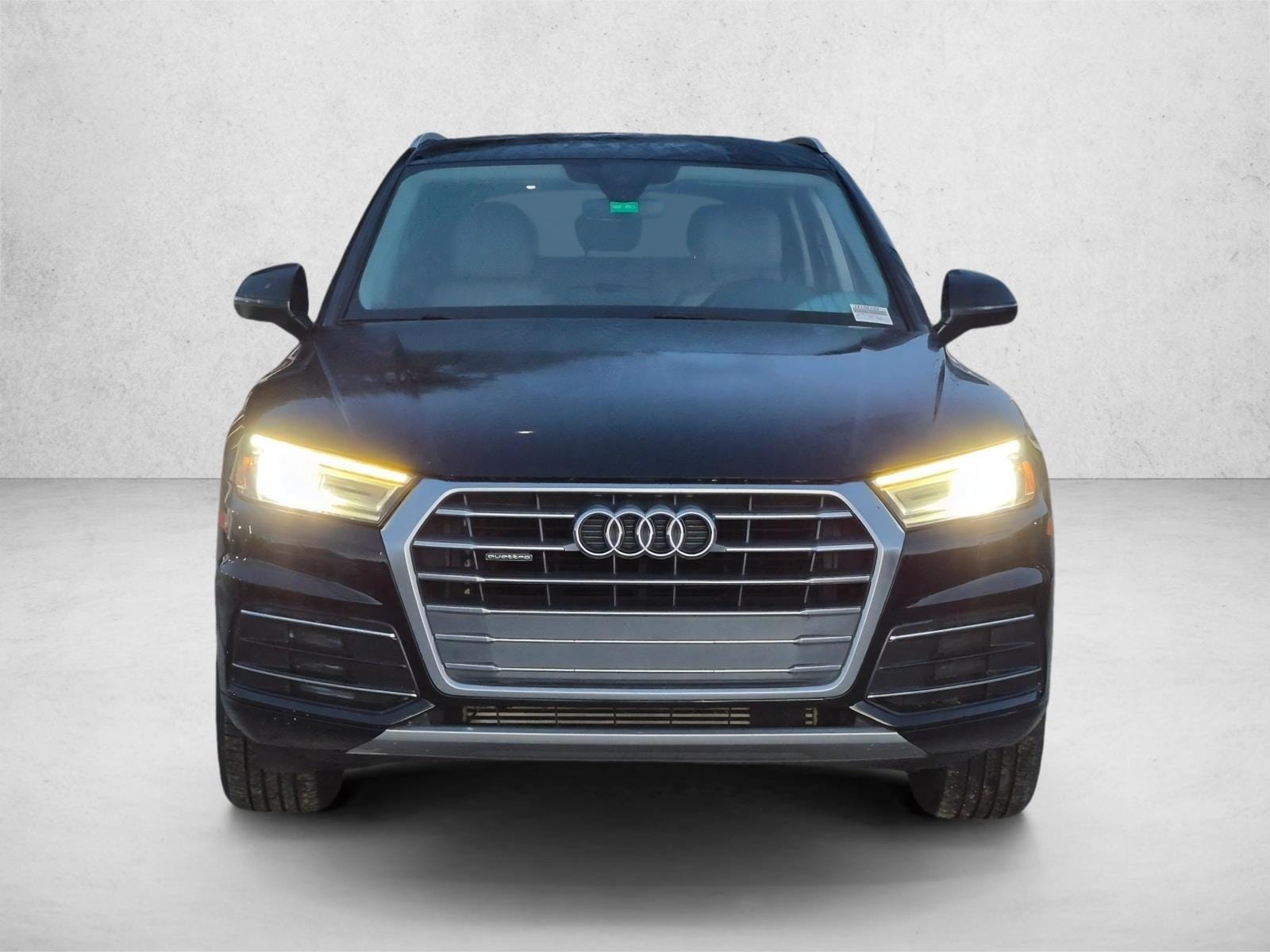 Used 2018 Audi Q5 Premium with VIN WA1ANAFYXJ2188132 for sale in Pinellas Park, FL