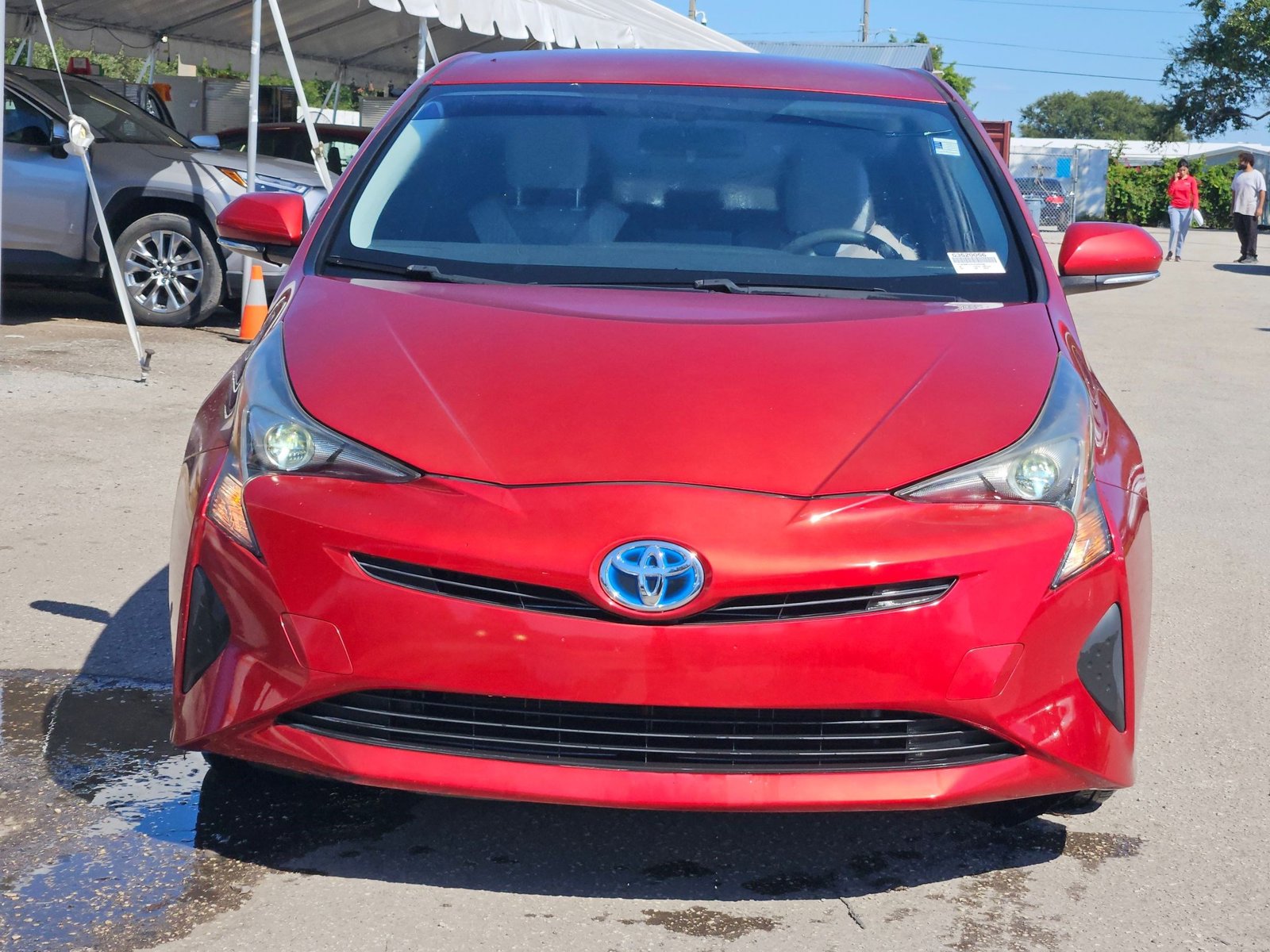 2016 Toyota Prius Two SE photo 2
