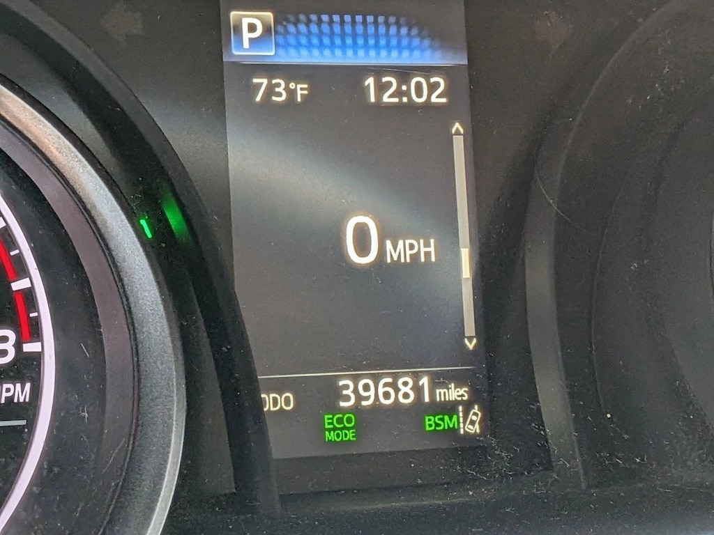 Used 2022 Toyota Camry SE Sedan