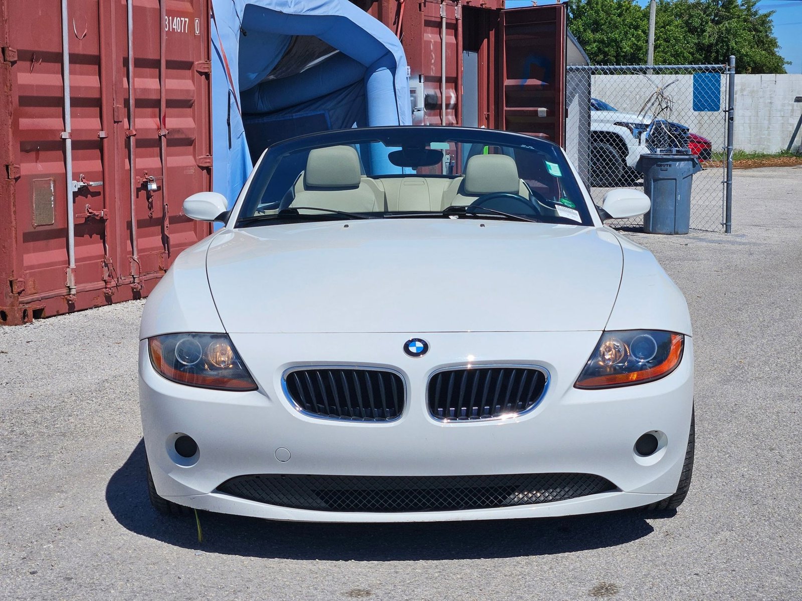 Used 2004 BMW Z4 2.5 with VIN 4USBT33584LS50514 for sale in Pinellas Park, FL