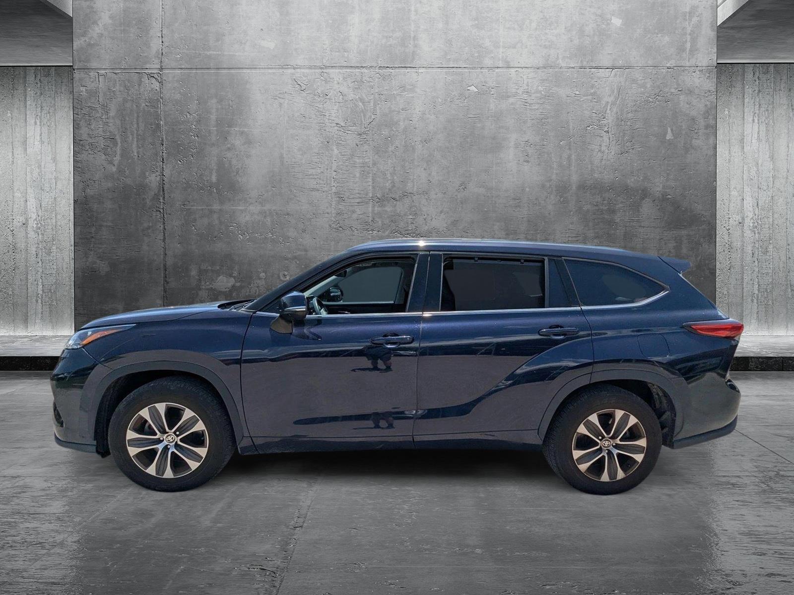 Certified 2020 Toyota Highlander XLE with VIN 5TDGZRAHXLS016995 for sale in Pinellas Park, FL