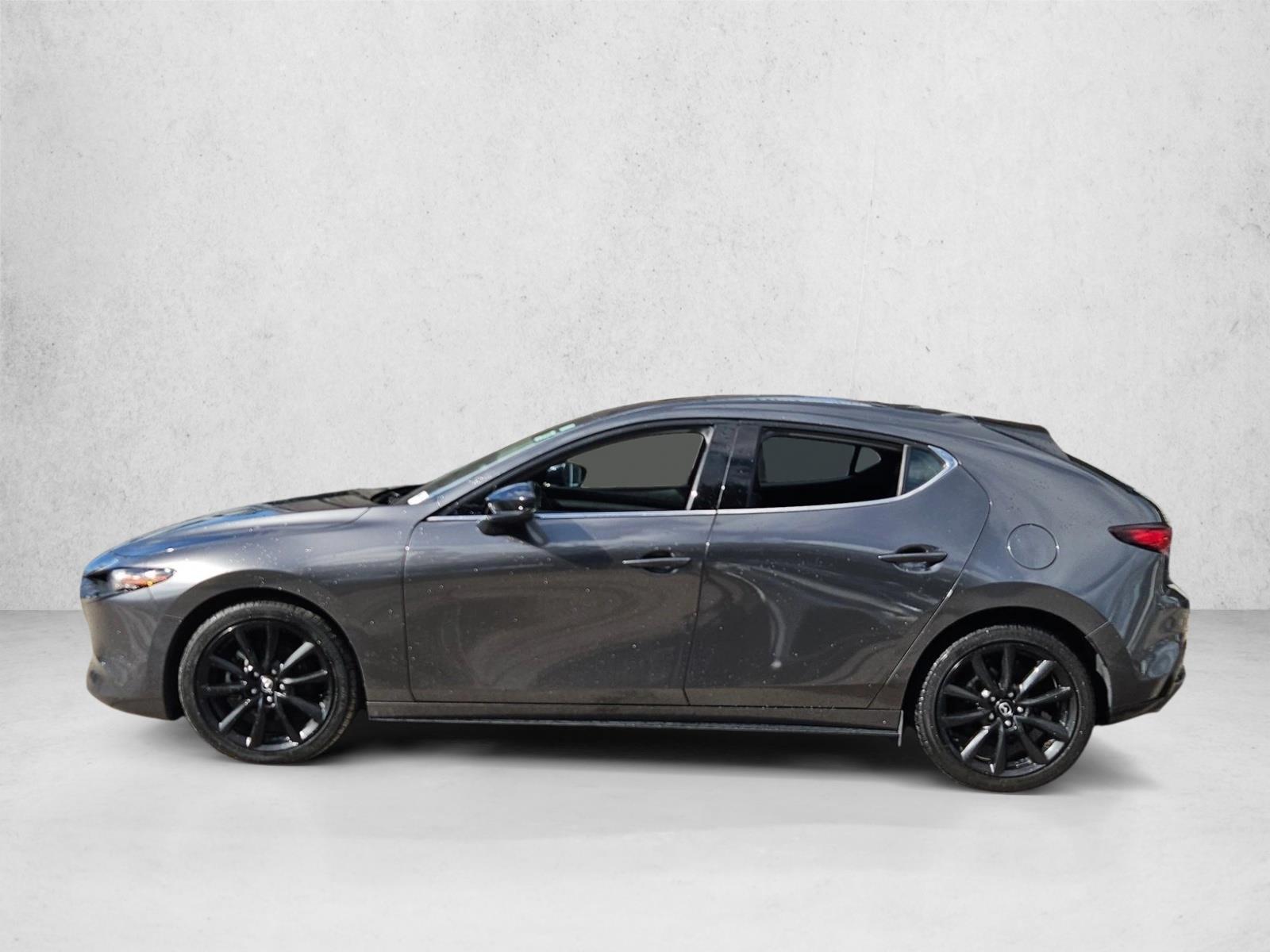 2022 Mazda Mazda3 2.5 Turbo Hatchback photo 3