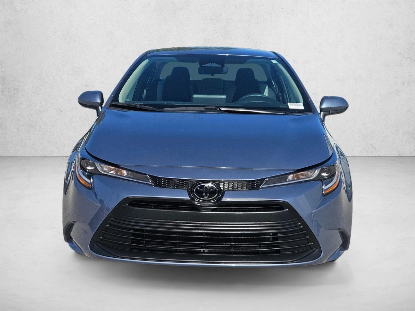 2024 Toyota Corolla LE photo 2
