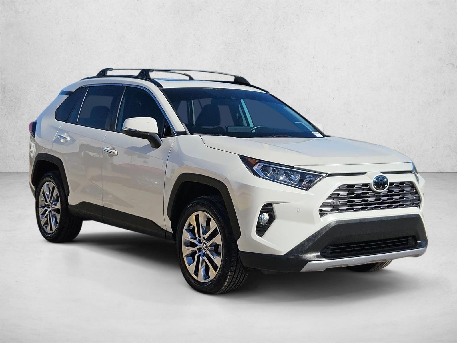 2020 Toyota RAV4 Limited photo 2