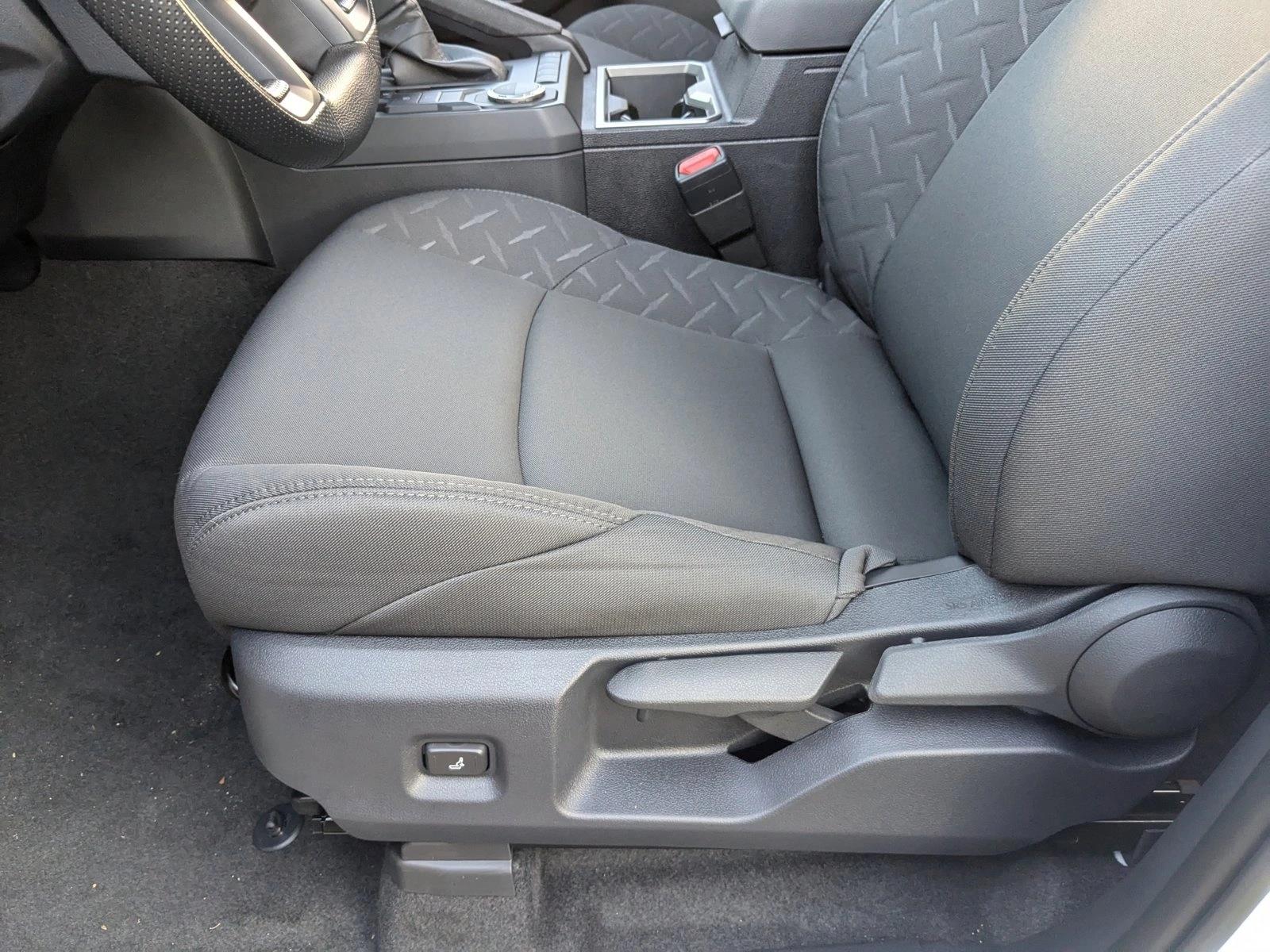 2024 Toyota Tacoma SR5 Double Cab photo 4