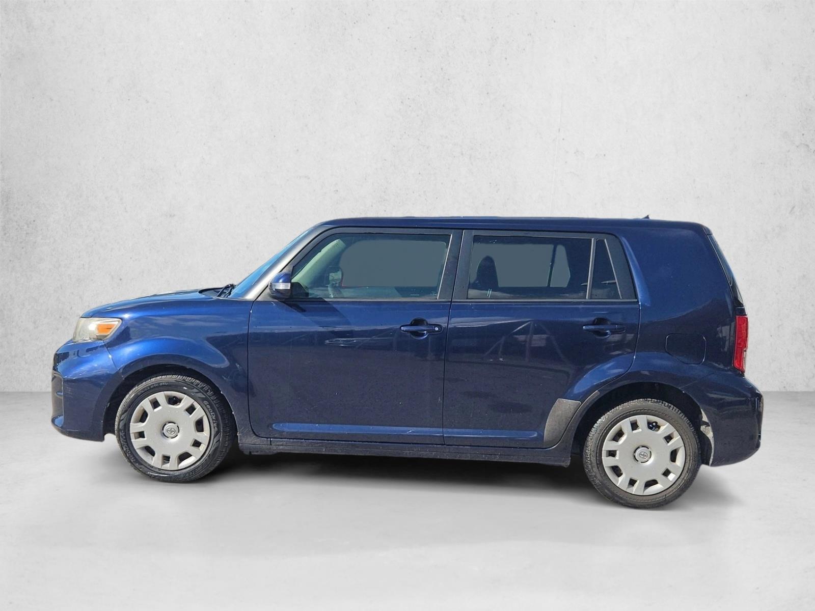 2015 Scion xB Base photo 2
