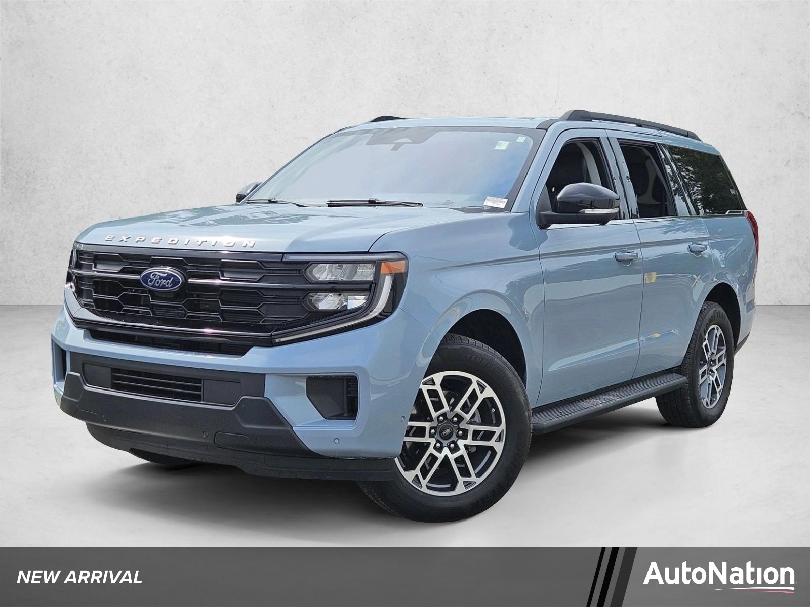 2025 Ford Expedition Active's photo