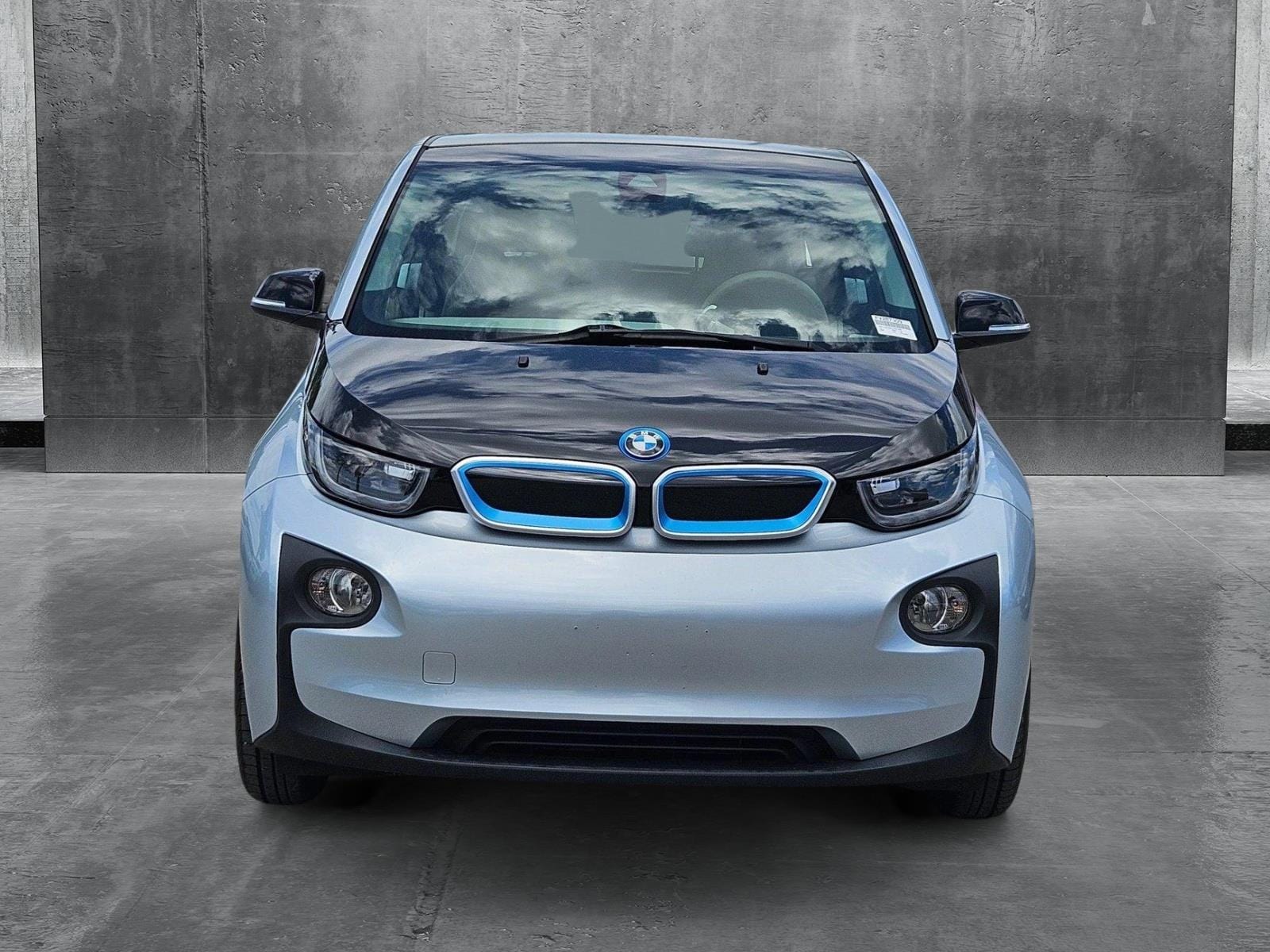 Used 2015 BMW i3 Giga World with VIN WBY1Z2C55FV287309 for sale in Pinellas Park, FL