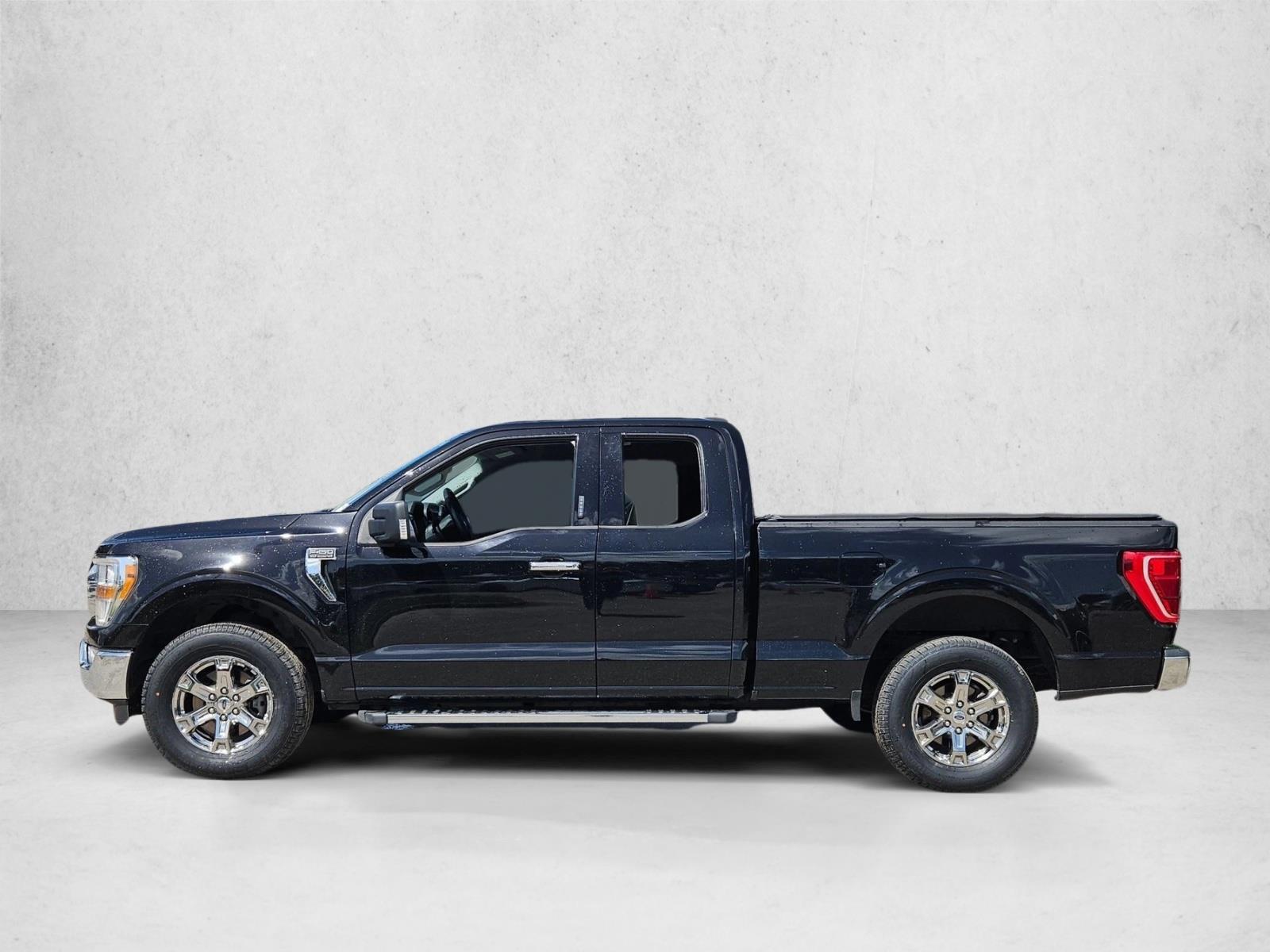 2021 Ford F-150 XLT photo 3