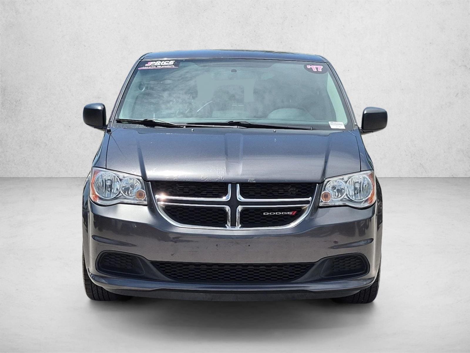 Used 2017 Dodge Grand Caravan SE with VIN 2C4RDGBG2HR822542 for sale in Pinellas Park, FL