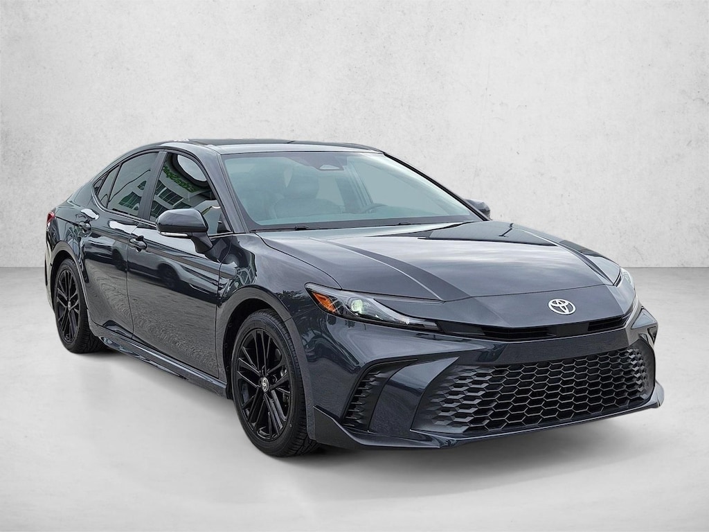 Used 2025 Toyota Camry SE Sedan