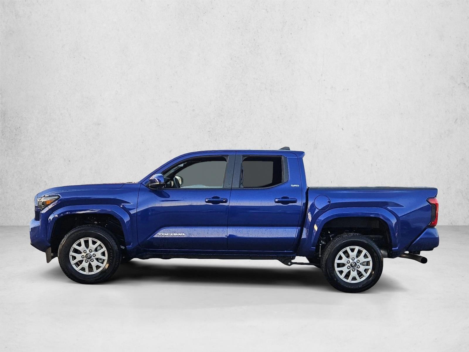 2025 Toyota Tacoma SR5 Double Cab photo 3