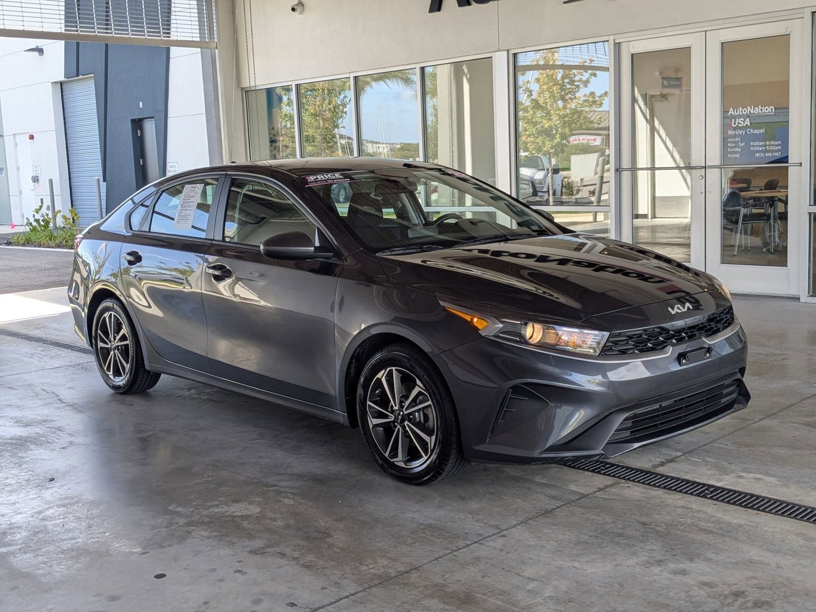 2023 Kia Forte LXS photo 3