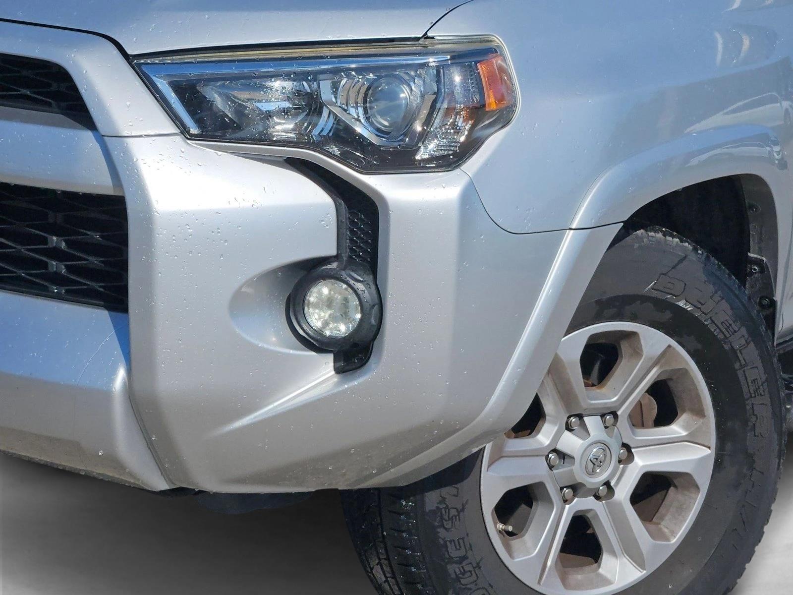 2018 Toyota 4Runner SR5 Premium photo 4