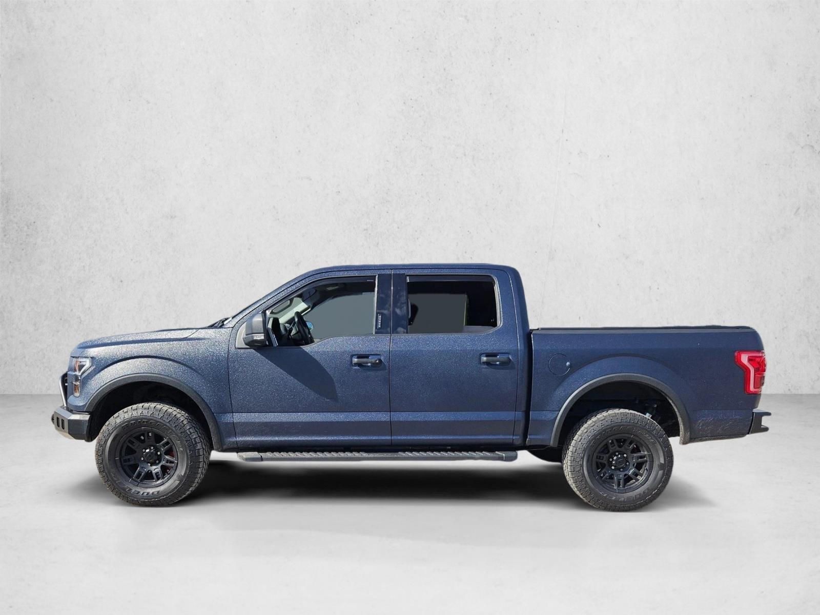 2016 Ford F-150 Lariat photo 3