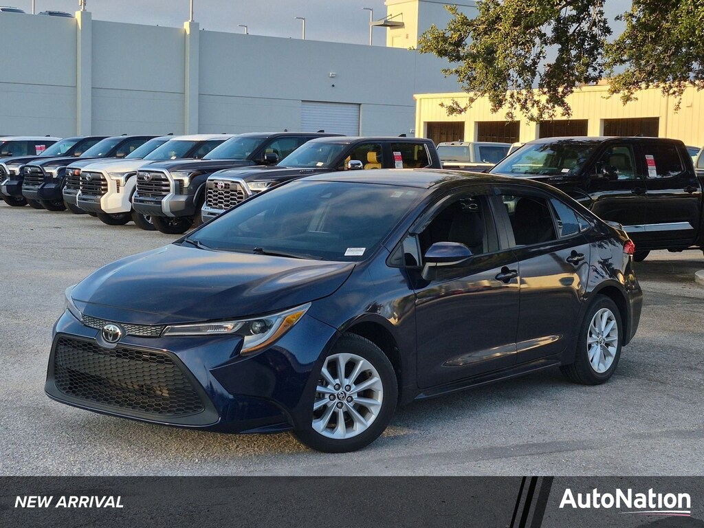Used 2022 Toyota Corolla LE Sedan