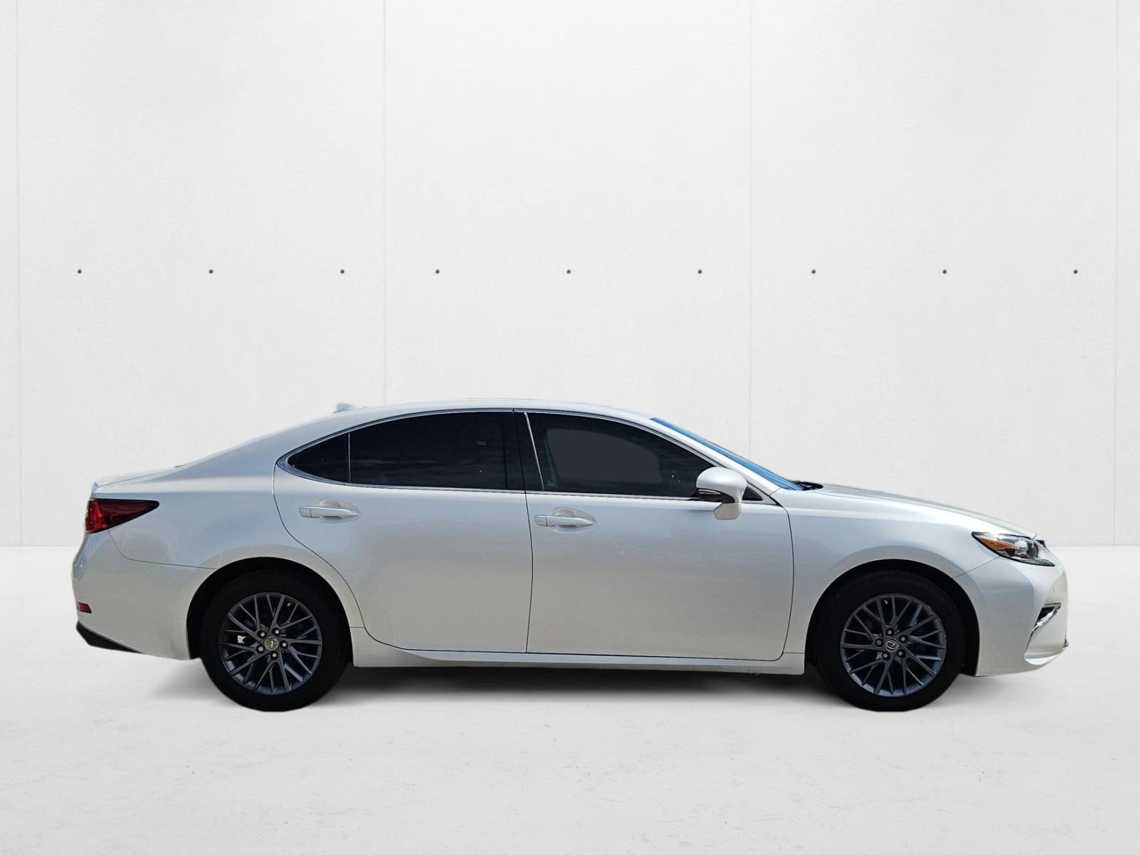 2018 Lexus ES 350 photo 4
