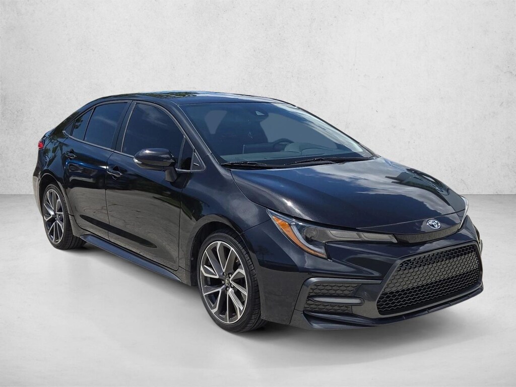 Used 2020 Toyota Corolla SE Sedan