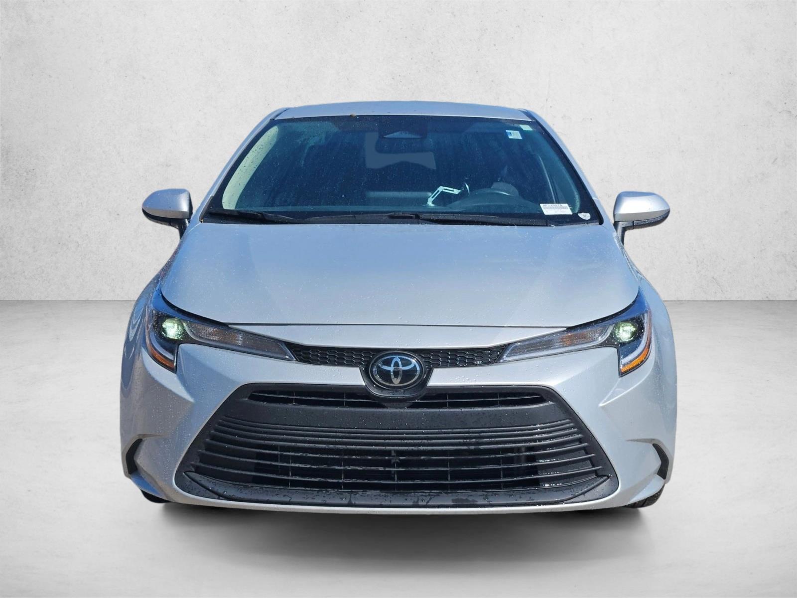 2024 Toyota Corolla LE photo 2