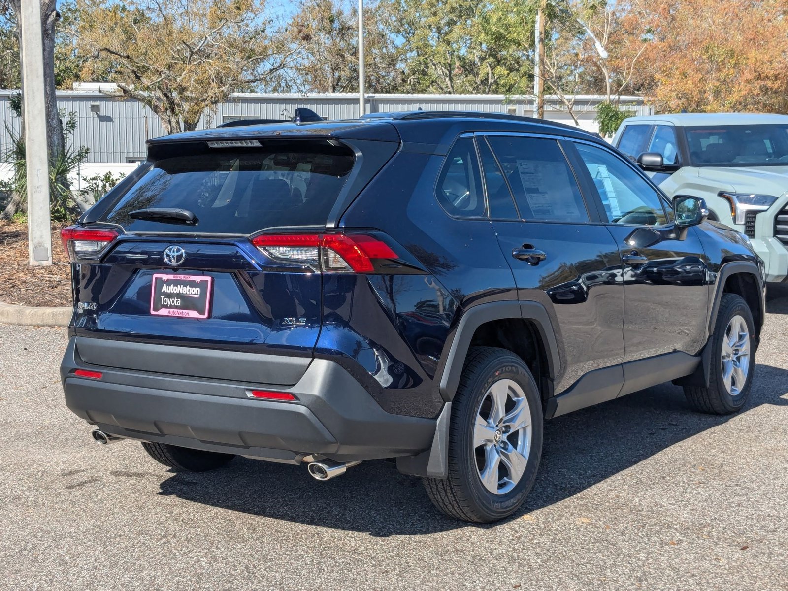 2025 Toyota RAV4 XLE photo 2