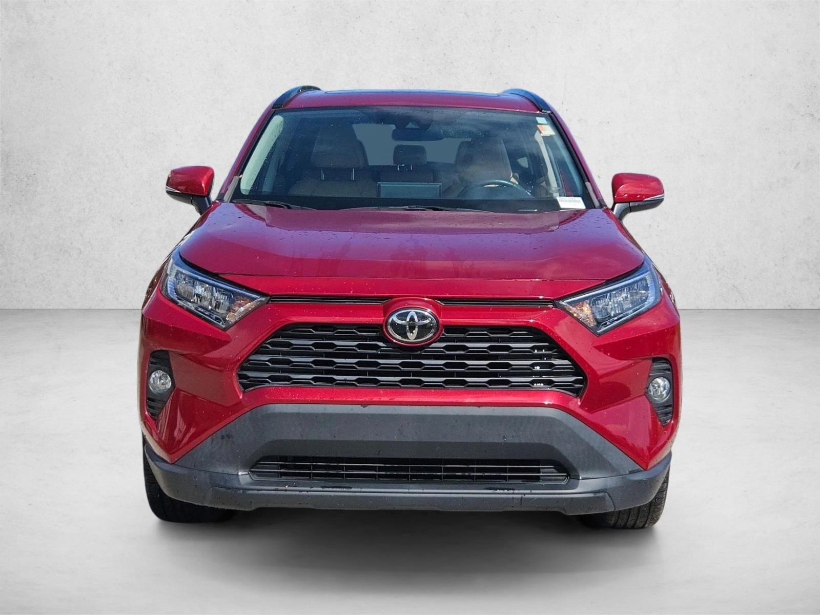 2021 Toyota RAV4 XLE Premium photo 2