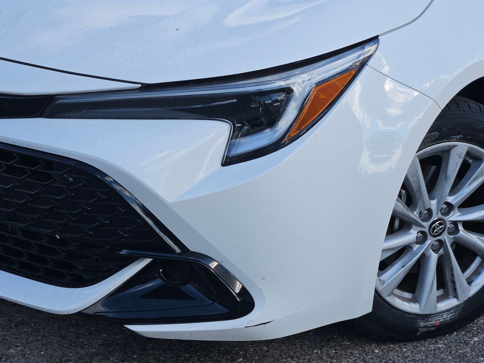 2024 Toyota Corolla SE photo 4