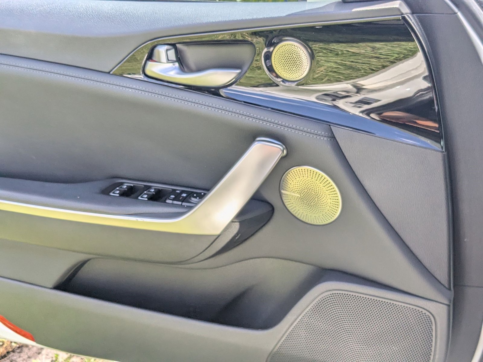 2019 Kia Stinger photo 4