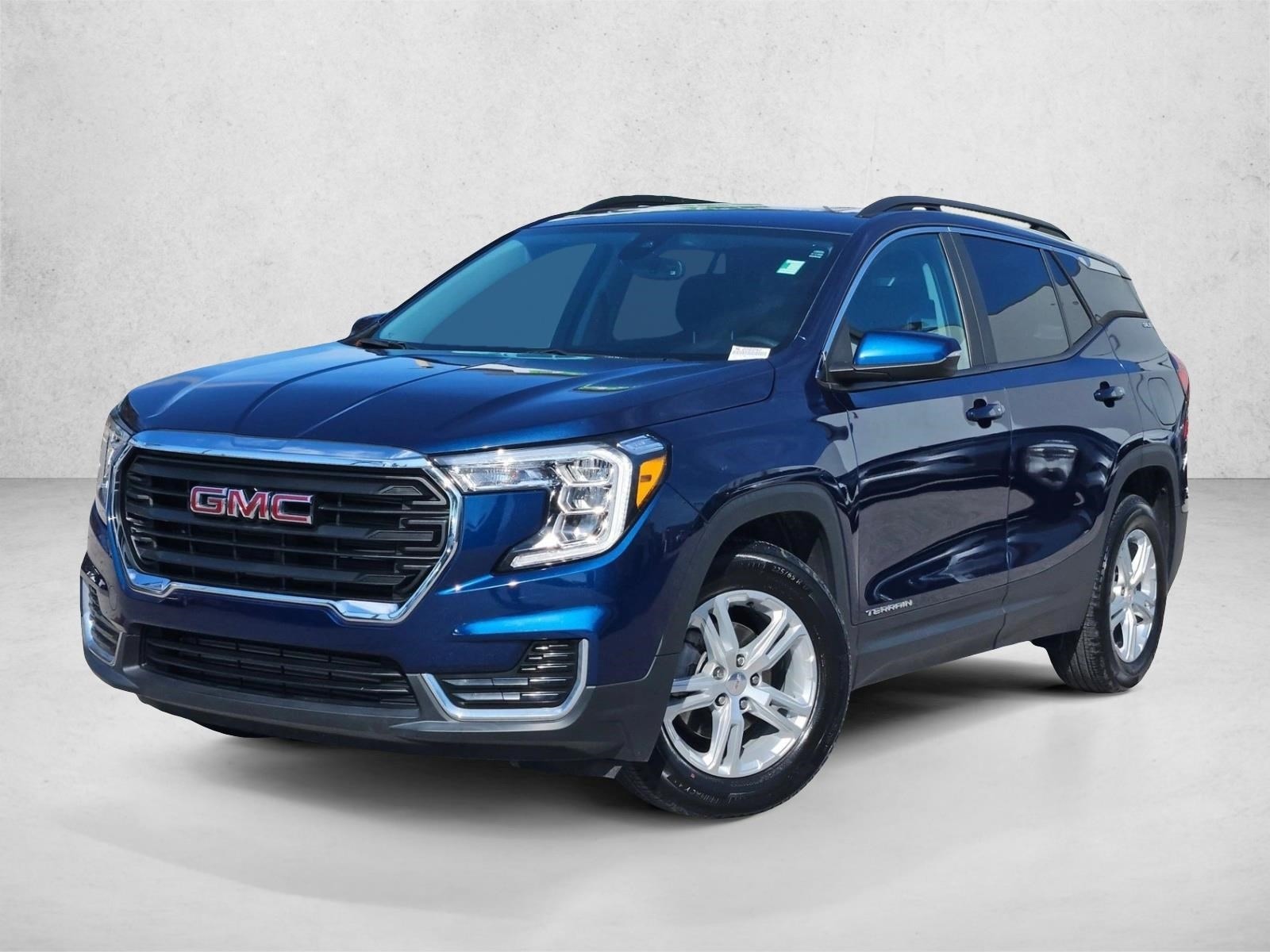 2022 GMC Terrain SLE's photo