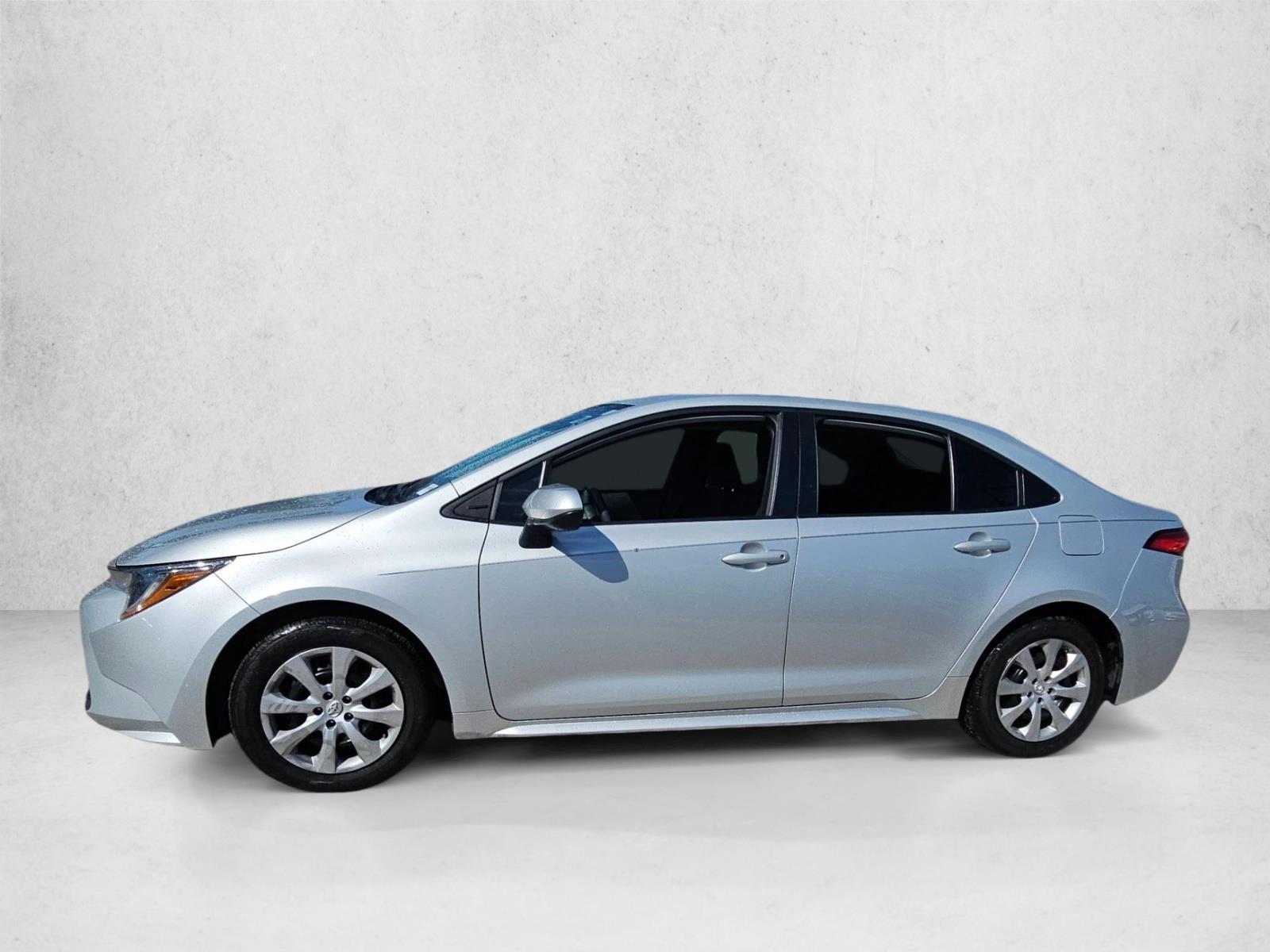 2024 Toyota Corolla LE photo 3