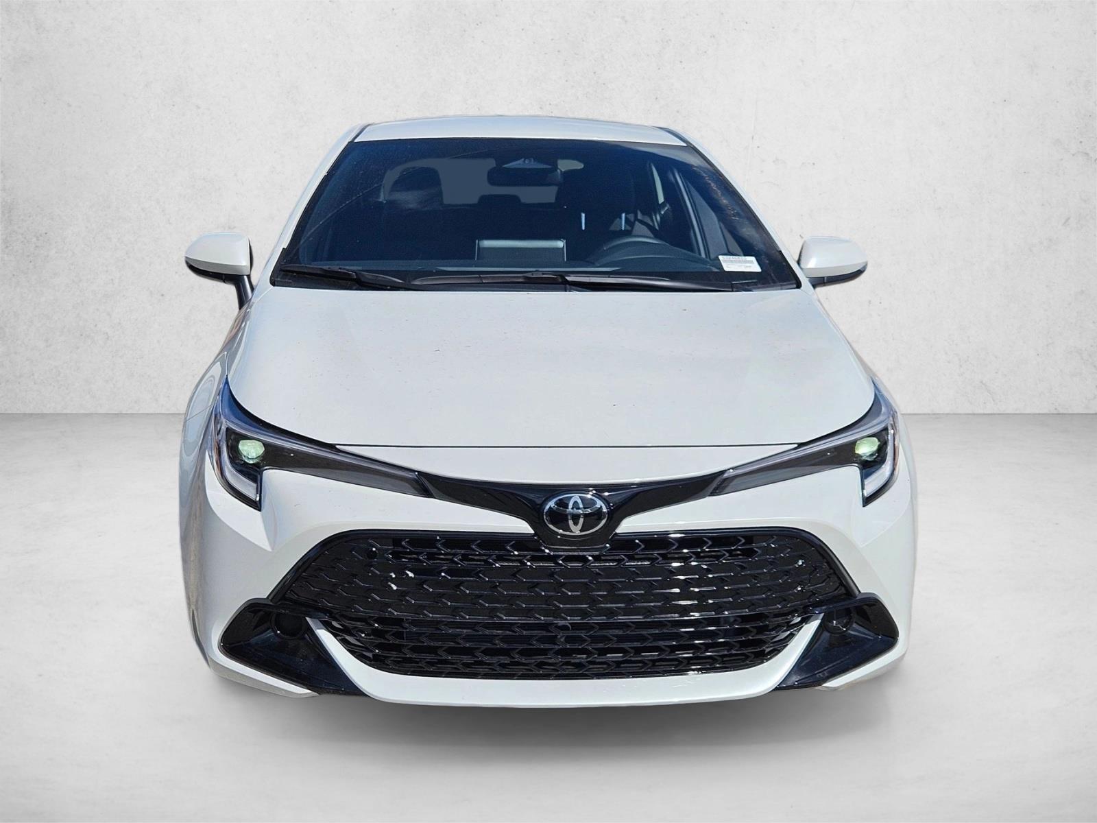 2025 Toyota Corolla SE photo 2