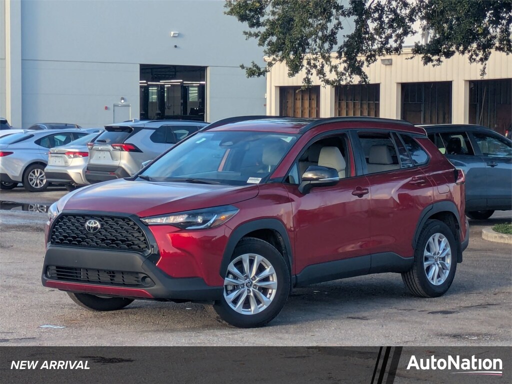 Used 2025 Toyota Corolla Cross LE SUV