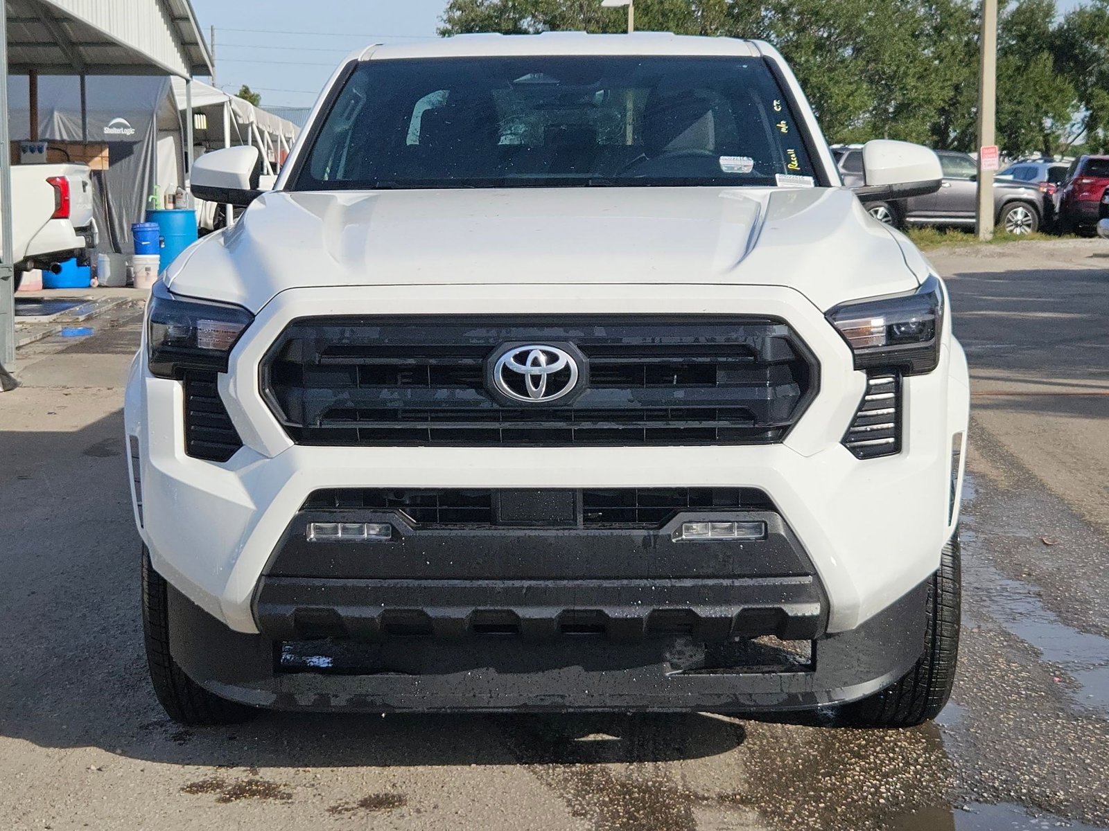 2024 Toyota Tacoma SR5 Double Cab photo 2