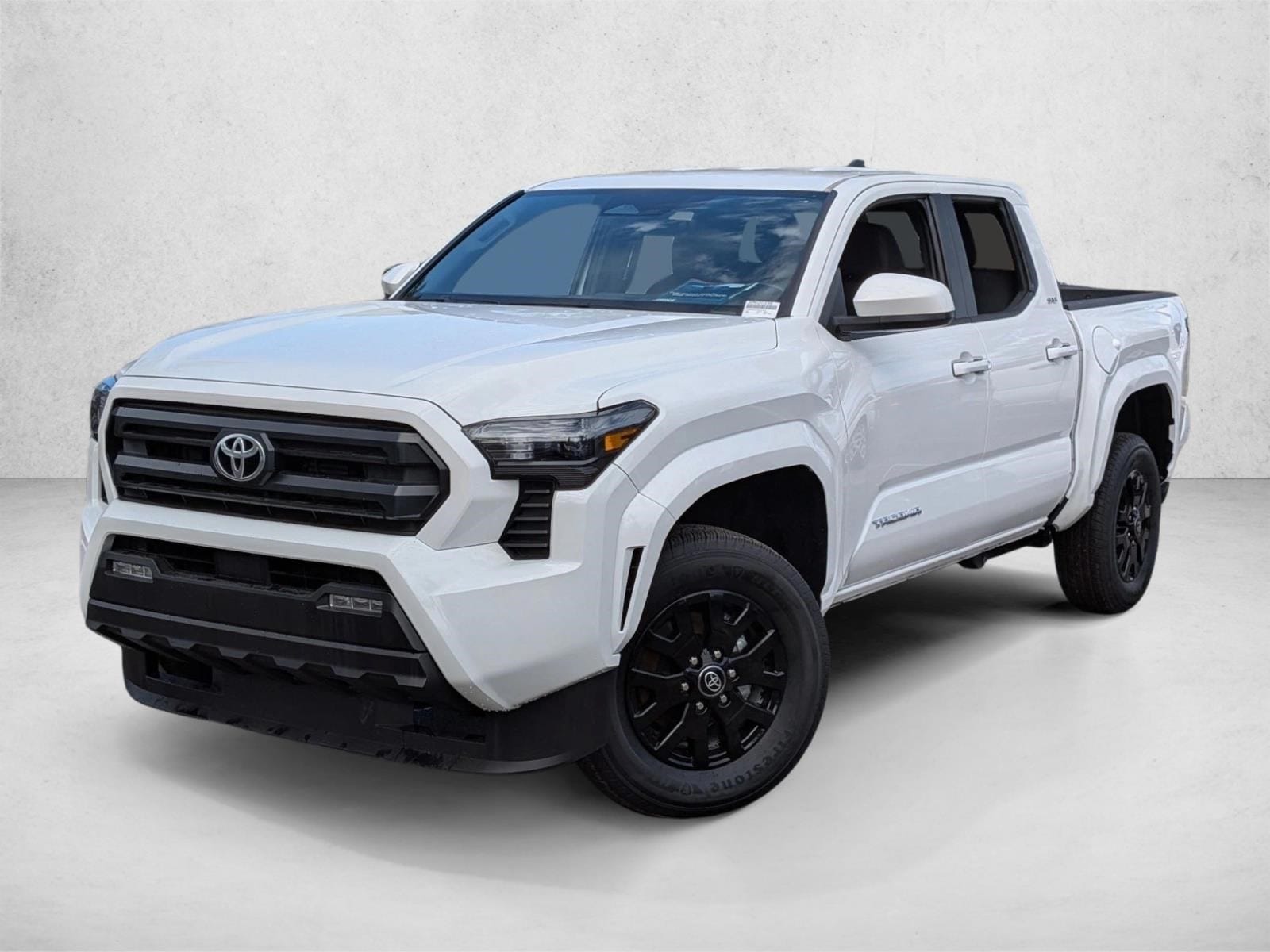 2024 Toyota Tacoma SR5's photo
