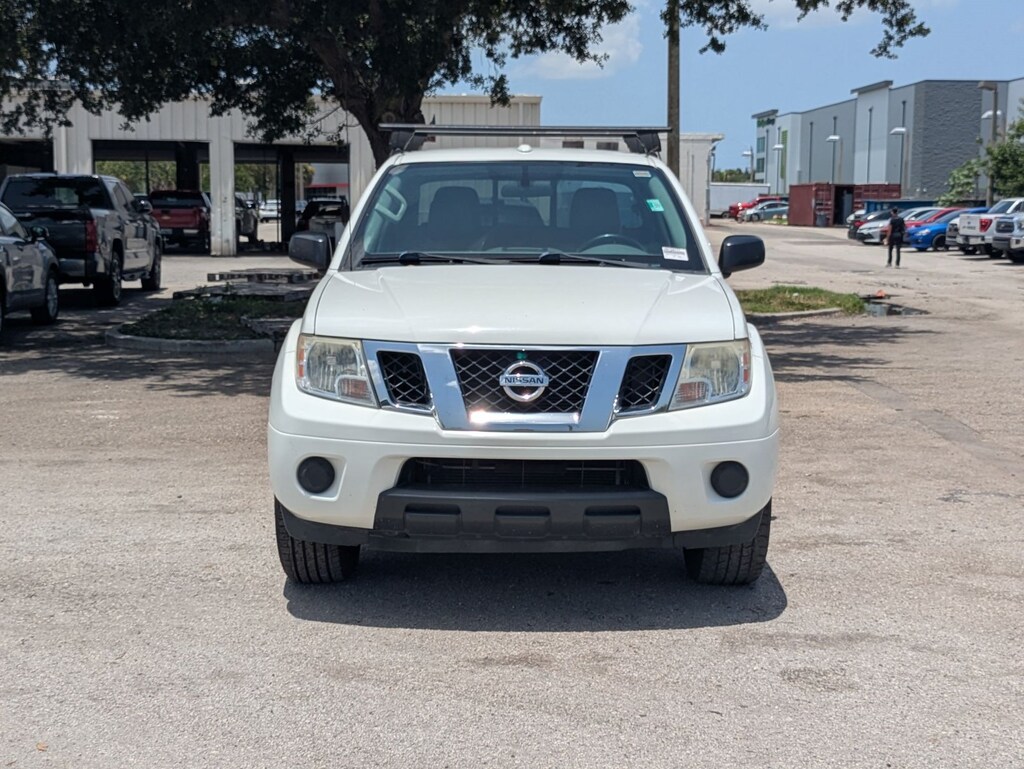 Used 2017 Nissan Frontier SV Truck Crew Cab