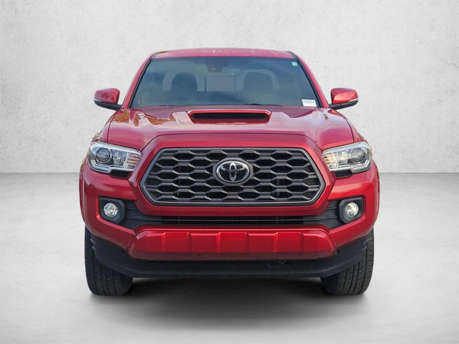 2020 Toyota Tacoma TRD Sport V6 photo 2