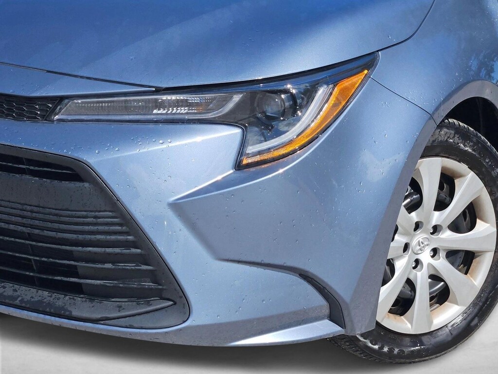 Used 2025 Toyota Corolla LE Sedan