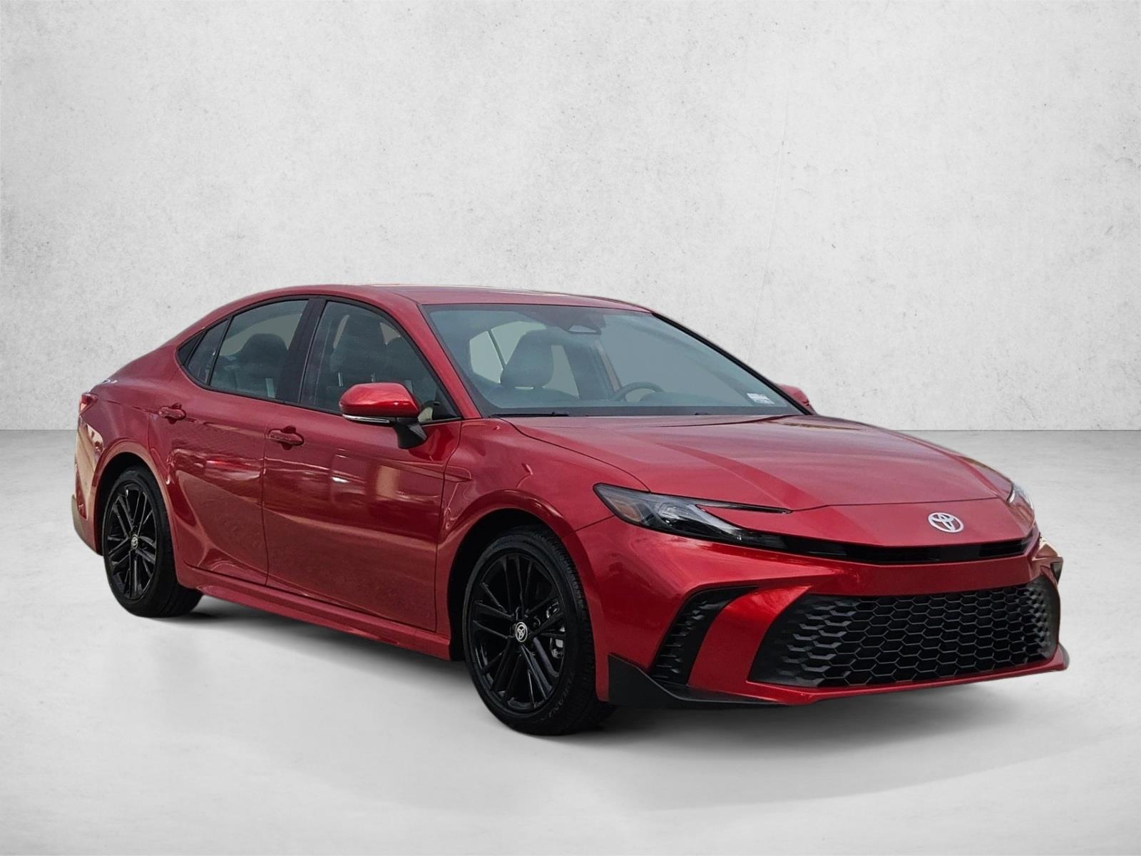 2025 Toyota Camry SE photo 3