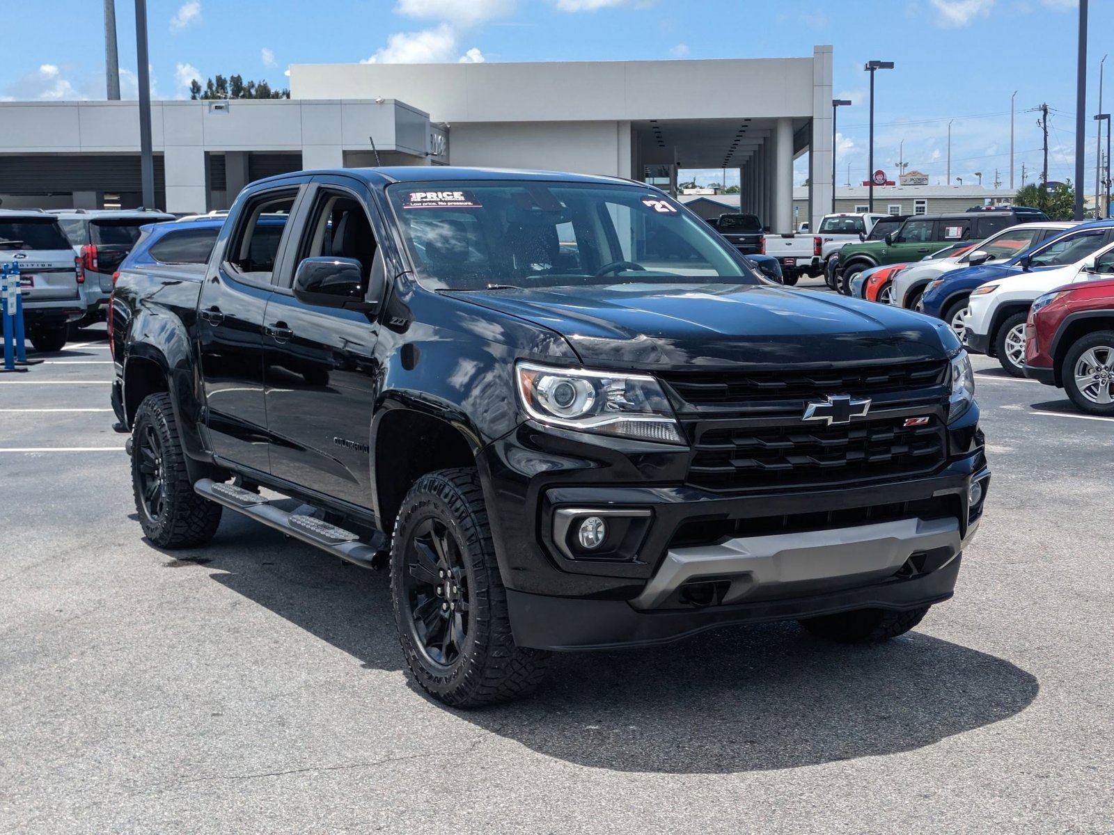 2021 Chevrolet Colorado Z71 photo 3