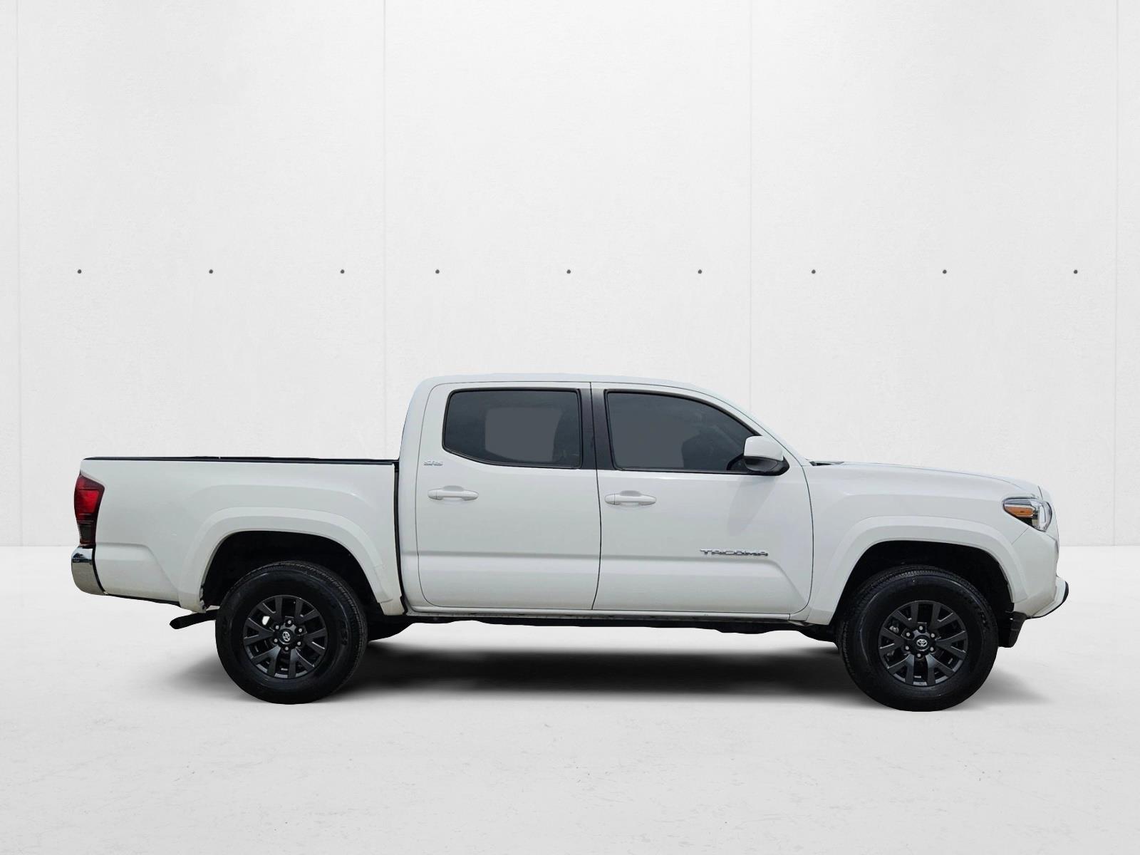 2023 Toyota Tacoma SR5 V6 Double Cab photo 4