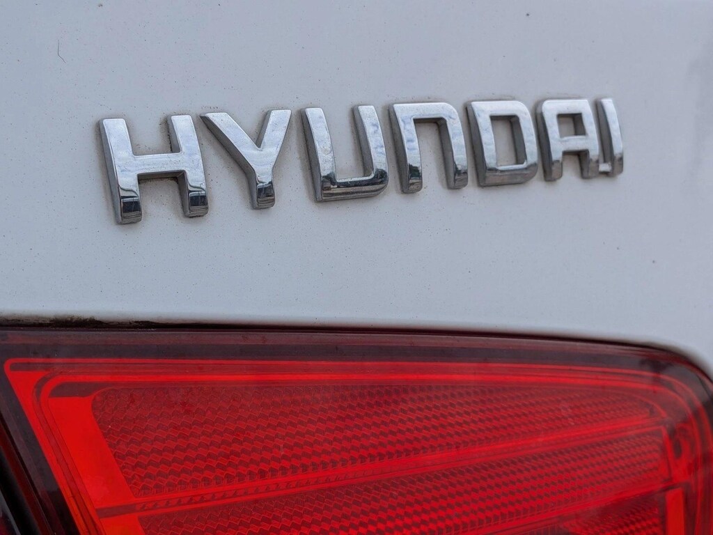 Used 2009 Hyundai Elantra Sedan