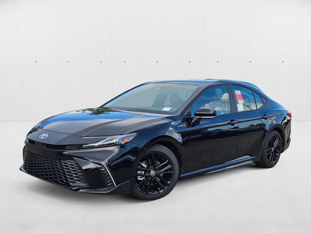 Used 2025 Toyota Camry SE Sedan