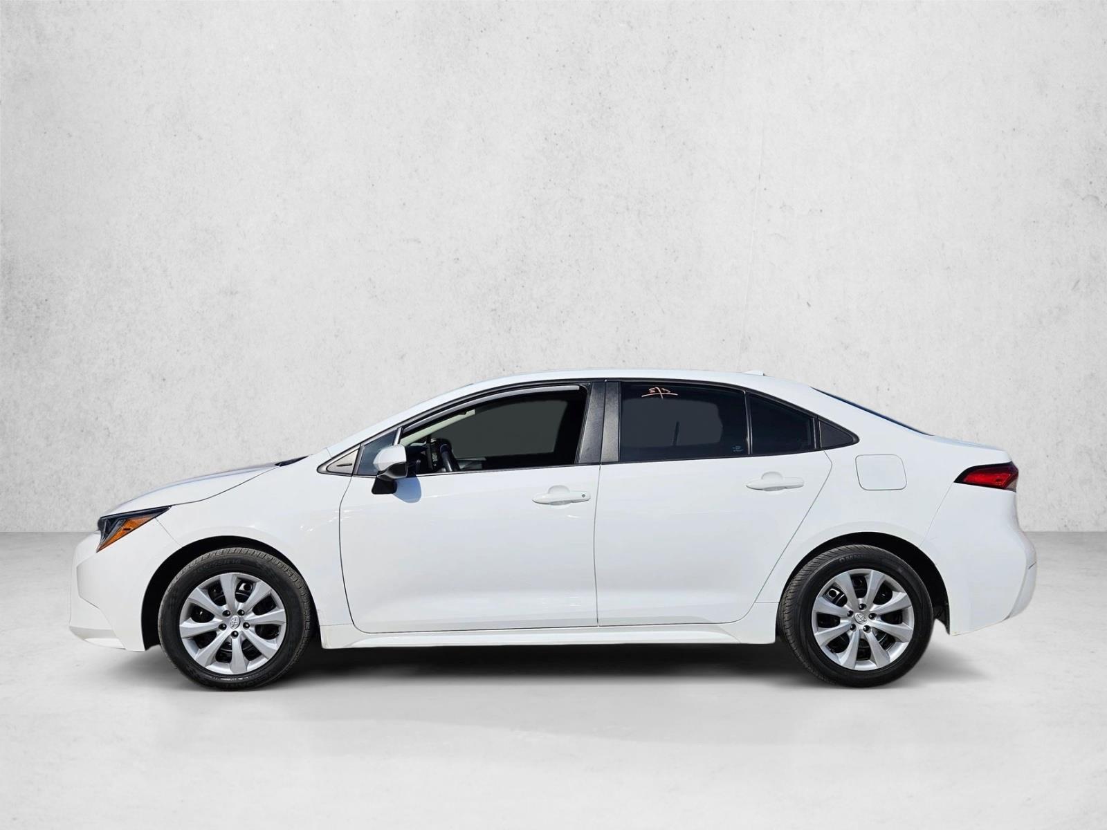 2022 Toyota Corolla LE photo 4