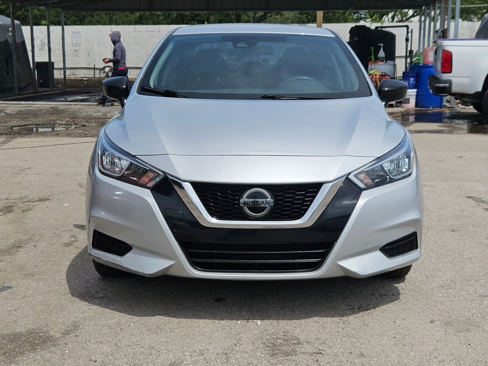 2020 Nissan Versa 1.6 S photo 2