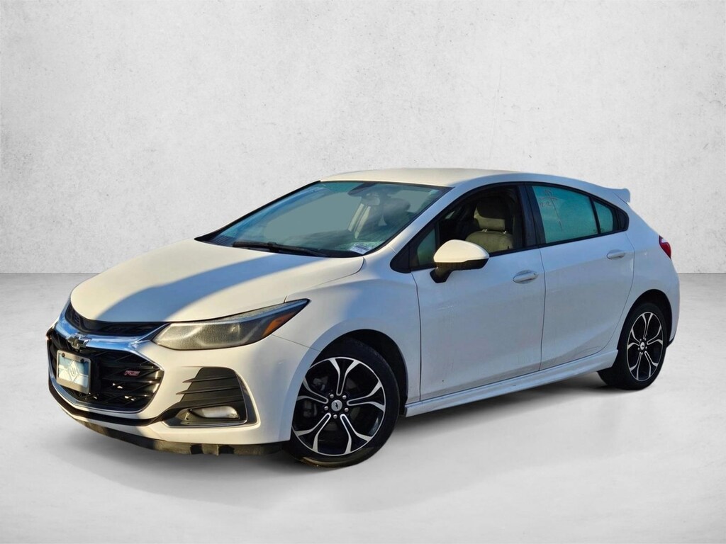 Used 2019 Chevrolet Cruze LT Hatchback