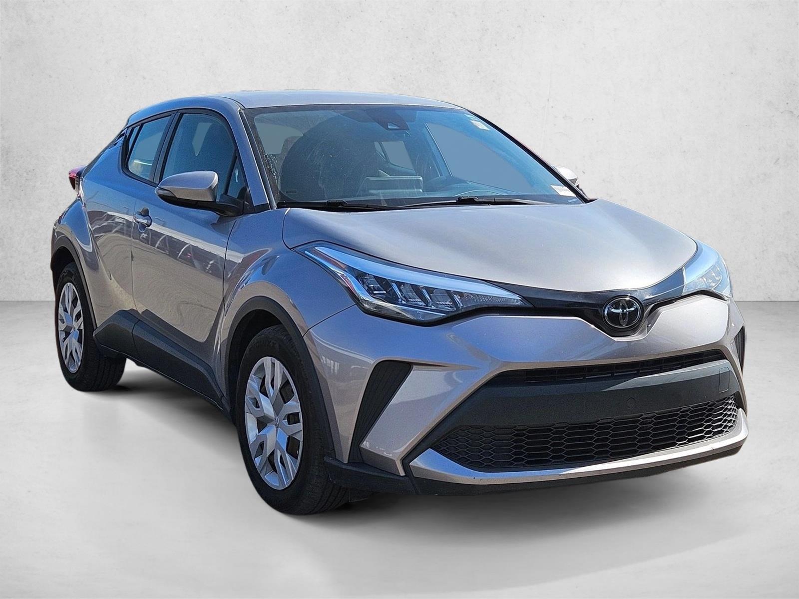 2020 Toyota C-HR LE photo 3