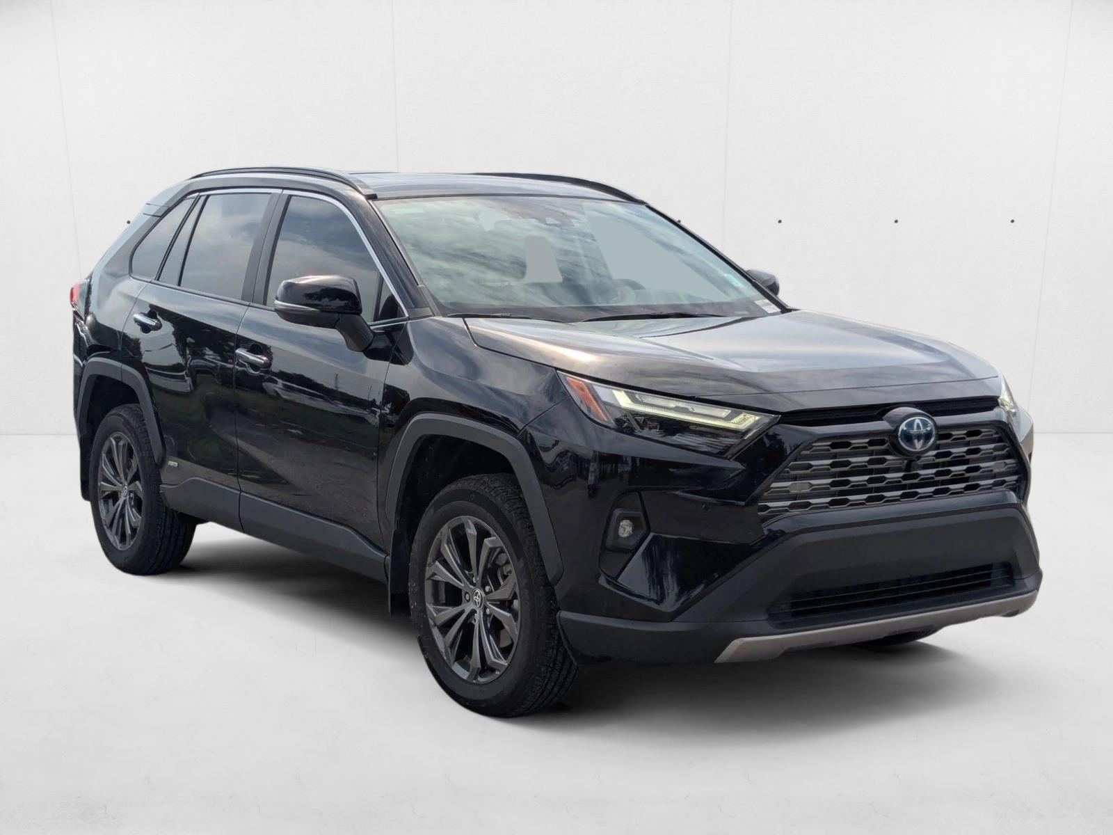 2024 Toyota RAV4 Hybrid Limited photo 3